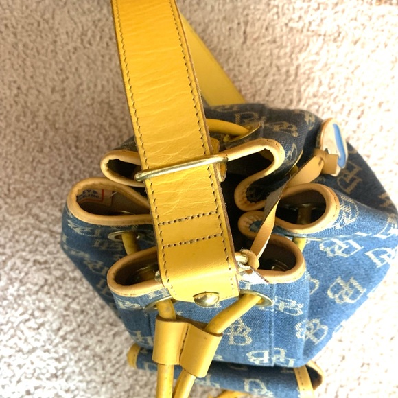 Dooney & Signature Sling Bucket Bag - Picture 6 of 12